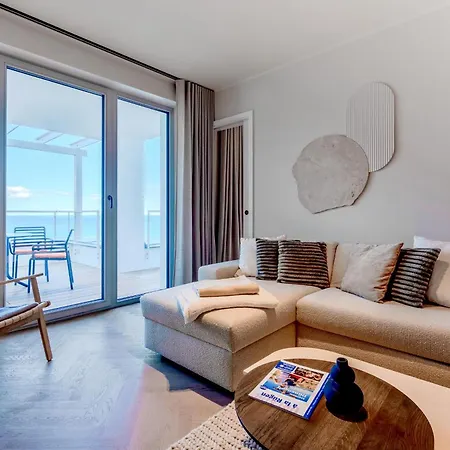 Shoreline Meerblick Apartament *